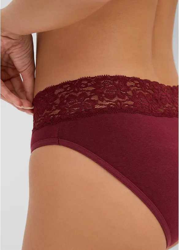 Lot de 5 slips &agrave; dentelle, bonprix