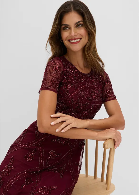 Robe de soir&eacute;e avec broderies de sequins, bonprix