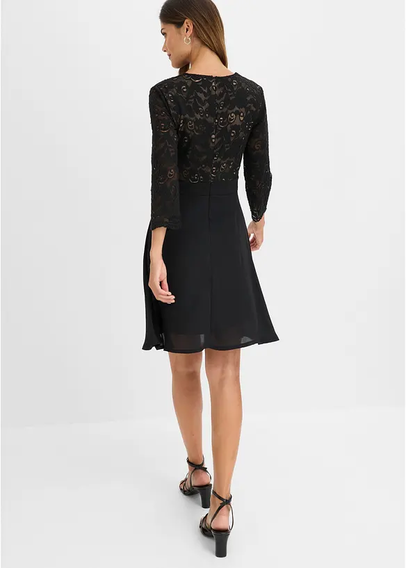 Robe cocktail &agrave; dentelle, bonprix