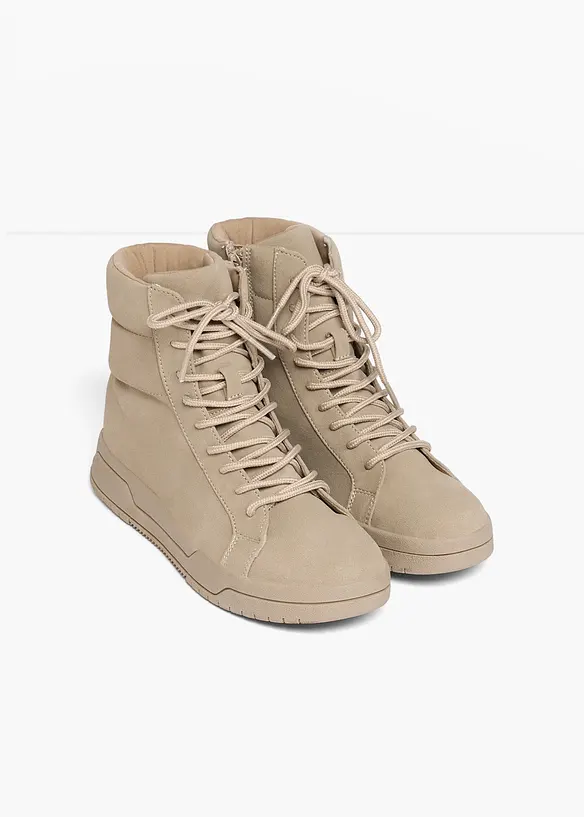 Boots lac&eacute;es &agrave; semelle crant&eacute;e, bonprix
