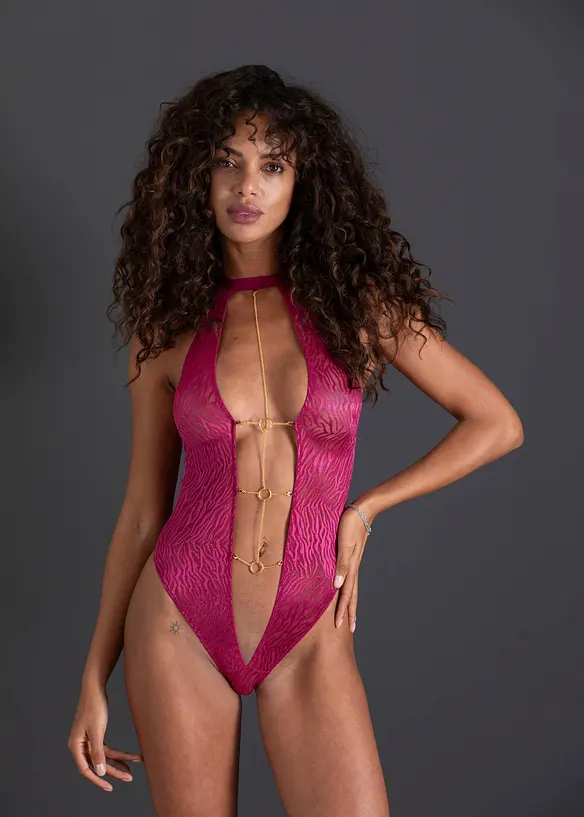 Stringbody mit abnehmbaren Kettendetails, bonprix
