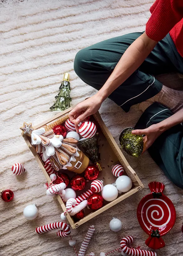 Coffret de 26 boules de No&euml;l, bonprix