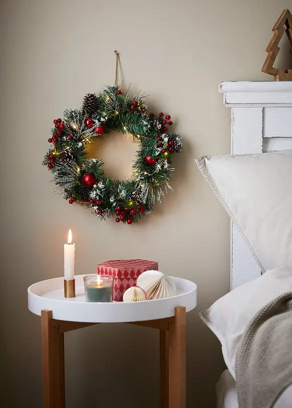 Couronne de porte LED avec d&eacute;corations, bonprix