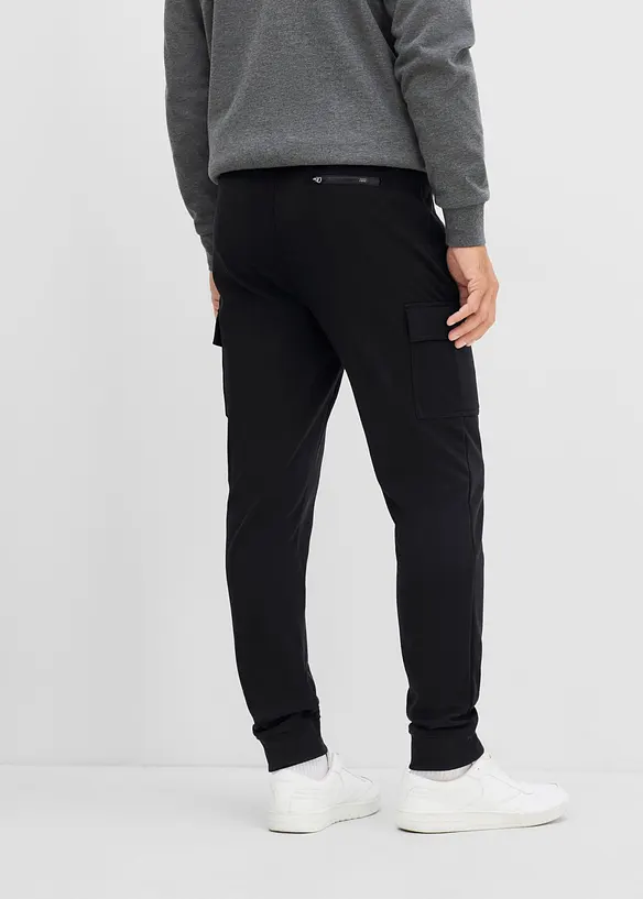 Pantalon de jogging chaud &agrave; poches cargo, Regular Fit, bonprix