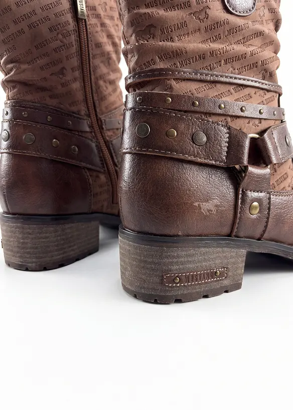 Bottes Mustang, Mustang