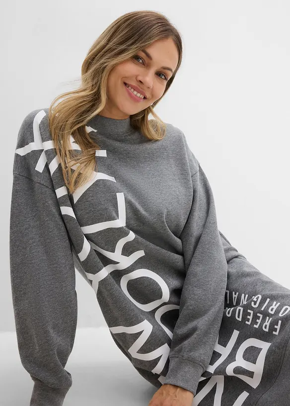 Robe sweat douce et oversize, bonprix