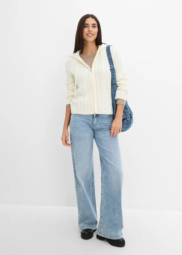 Gilet en maille torsad&eacute;e, bonprix