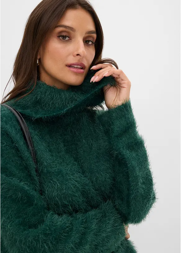 Pull col roul&eacute; en douce maille poilue, bonprix
