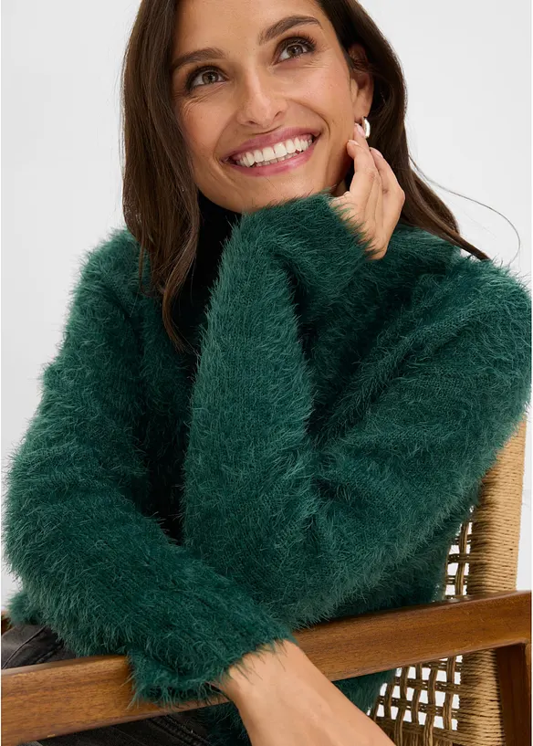 Pull col roul&eacute; en douce maille poilue, bonprix