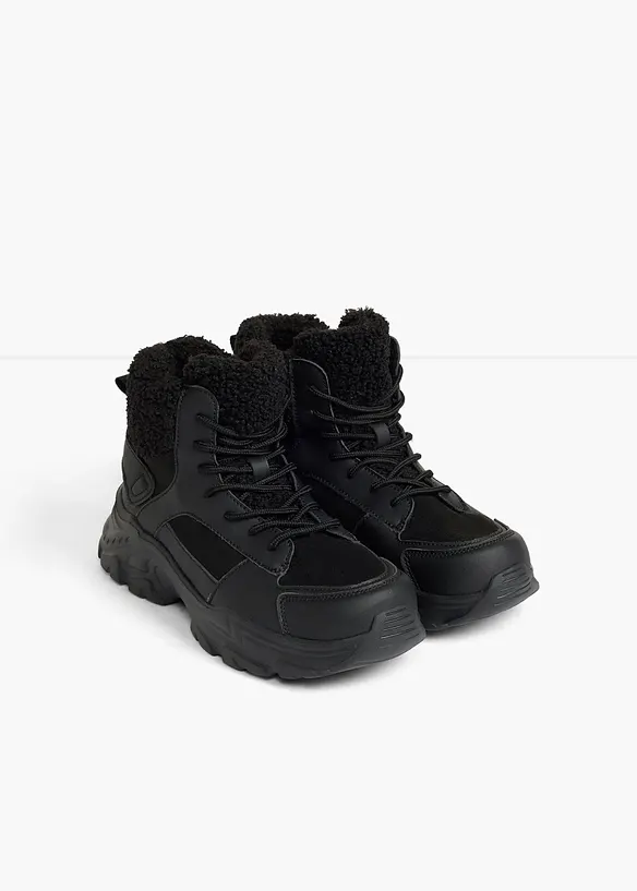Boots fourr&eacute;es &agrave; lacets, bonprix