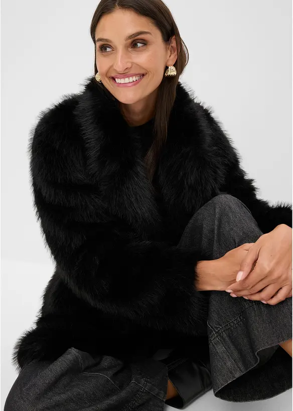 Oversized Fellimitat-Jacke, bonprix