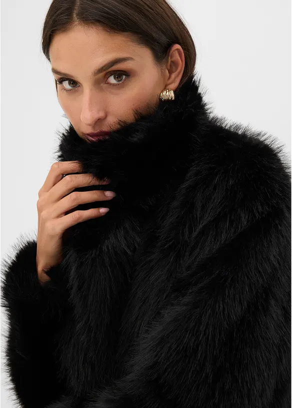 Oversized Fellimitat-Jacke, bonprix