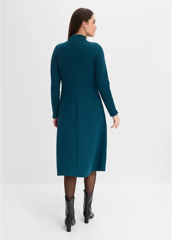 Robe midi &eacute;vas&eacute;e, bonprix