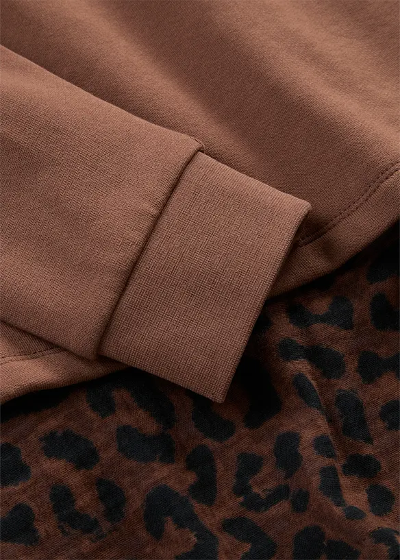 Sweat avec empi&egrave;cement l&eacute;opard, bonprix