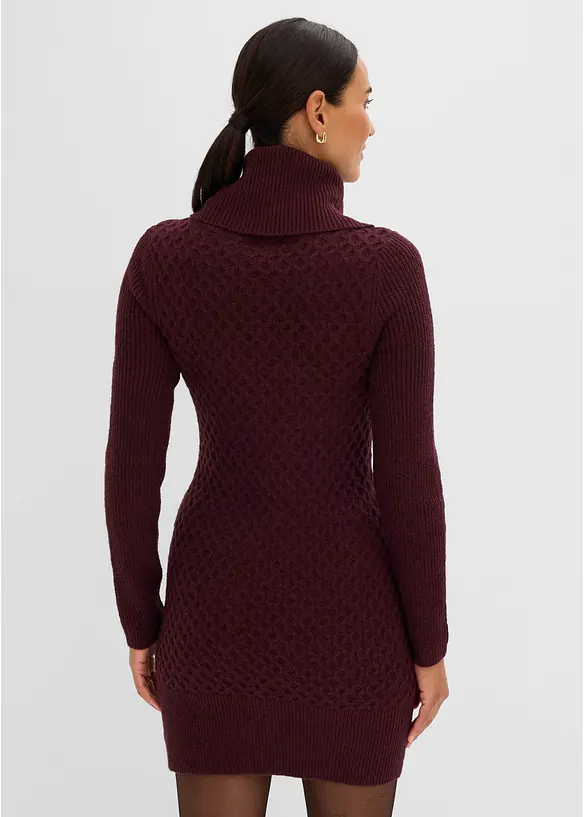 Figurbetontes Strickkleid mit Rollkragen, bonprix