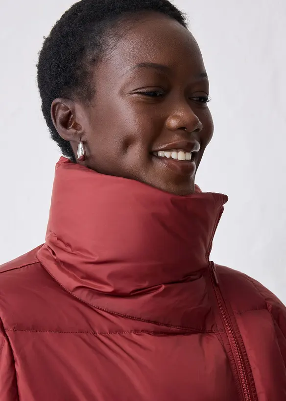 Doudoune courte avec duvet recycl&eacute;, bonprix