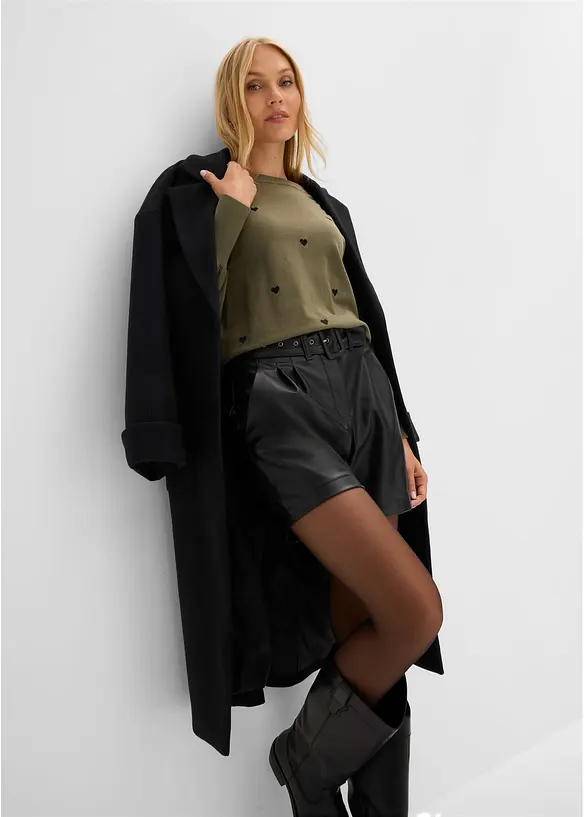 Short enduit avec ceinture, bonprix