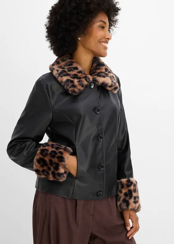 Lederimitat-Jacke mit Fellimitat, bonprix