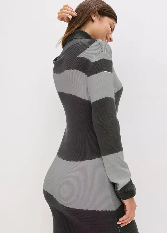 Strickkleid aus feinem Viskose-Mix, bonprix