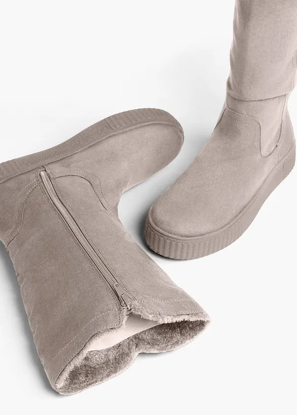 Gef&uuml;tterte Stiefel, bonprix