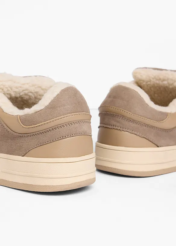 Sneakers fourr&eacute;es, bonprix