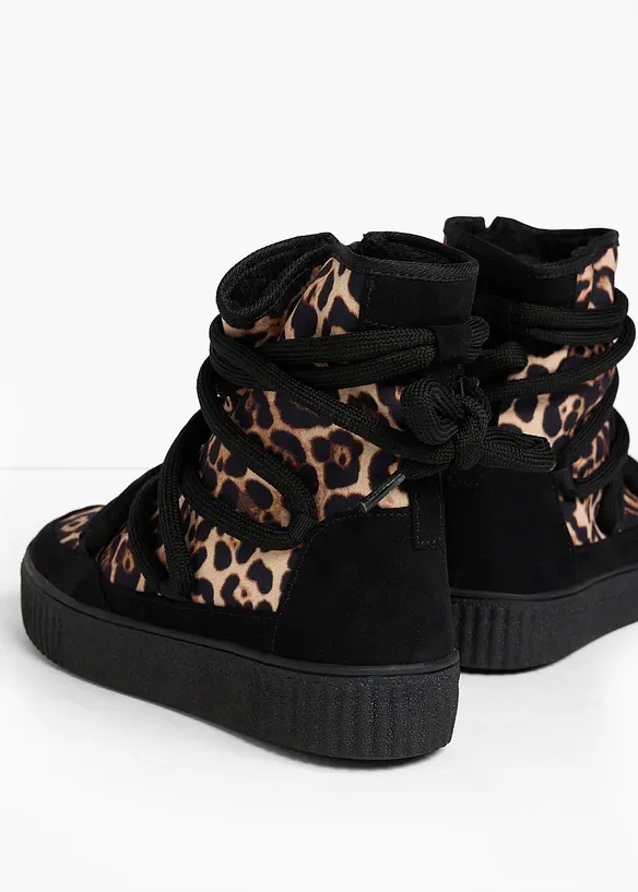 Boots l&eacute;opard fourr&eacute;es &agrave; lacets, bonprix