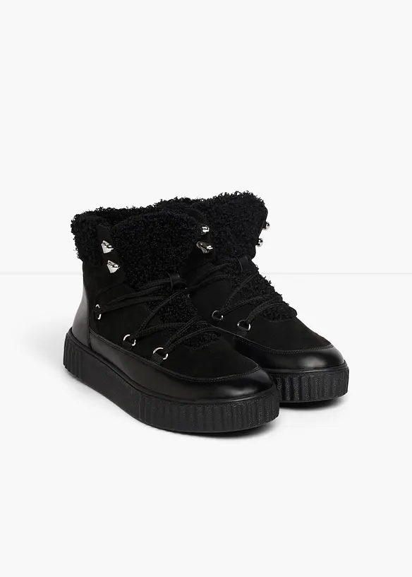 Boots fourr&eacute;es &agrave; lacets, bonprix