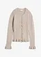 beige chin&eacute;