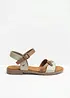 Mustang Sandalen, Mustang