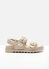 Plateau-Sandalen in Bouclé-Optik, bonprix