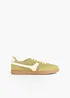 Sneakers au look rétro, bonprix