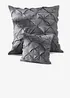 Lot de 2 housses de coussin avec motif froncé, bonprix